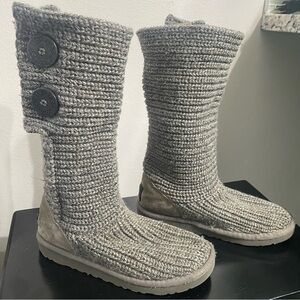 UGG Australia  Classic Cardy Grey Boots Women’s Girls Size 1